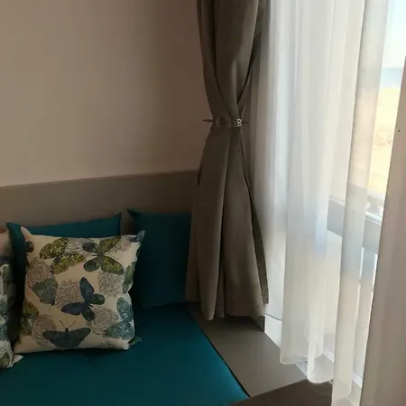 Studio In Beach